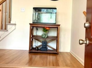 10 Chesterfield Ct, Flemington, NJ 08822