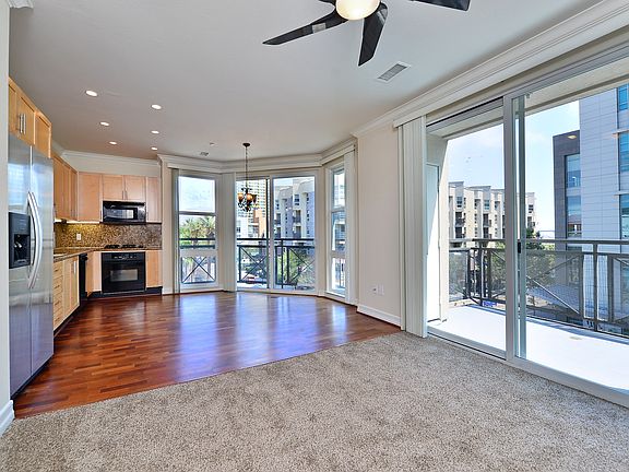 5th image of 525 11th Ave Unit 1404
