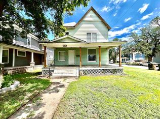 336 E Sherman St, Hutchinson, KS 67501