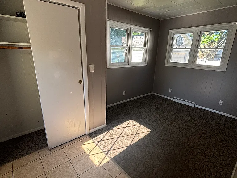 217 E North St #1-A — Photo 5