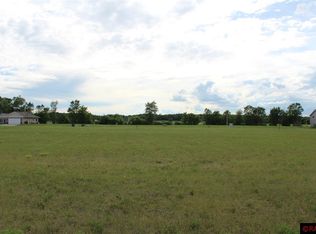 2075 Pratt Cir, Saint Peter, MN 56082