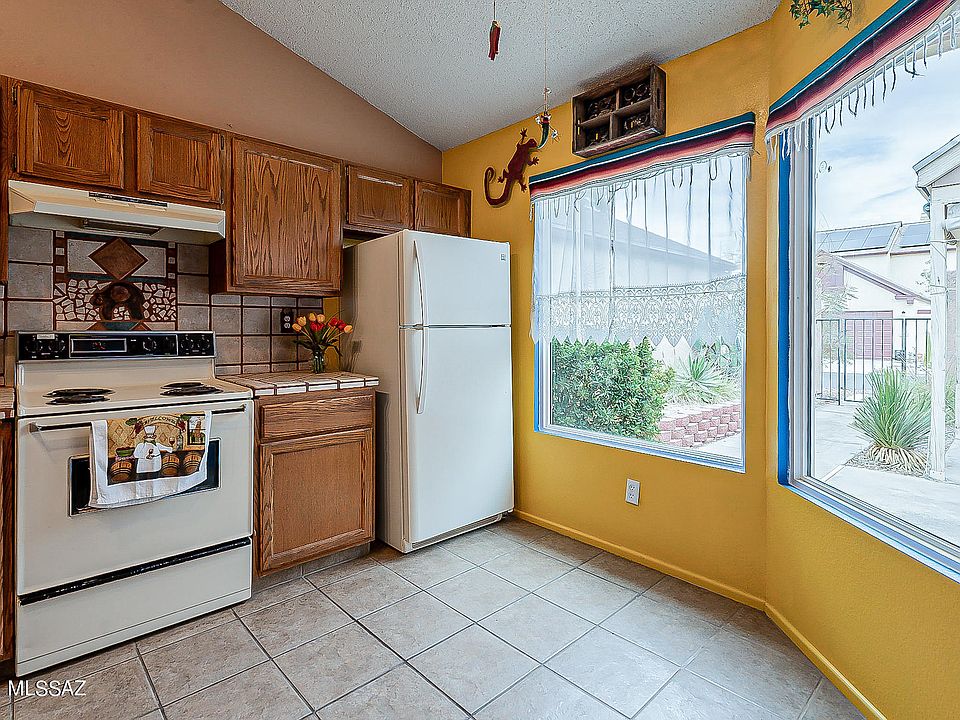 1st image of 2967 W Katapa Trl