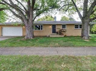 1812 Joni Leann Ct, Urbana, IL 61802