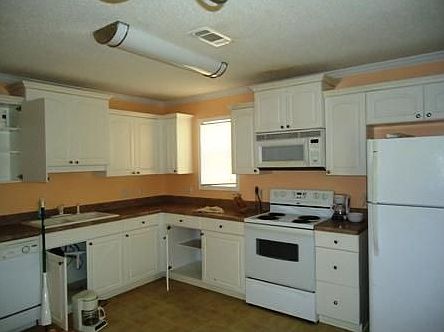 2nd image of 7194 Tunica St