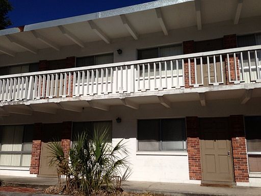1st image of 1212 SW 5th Ave APT 1