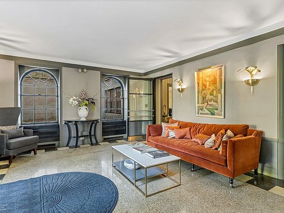 4th image of 5000 N Marine Dr #11B
