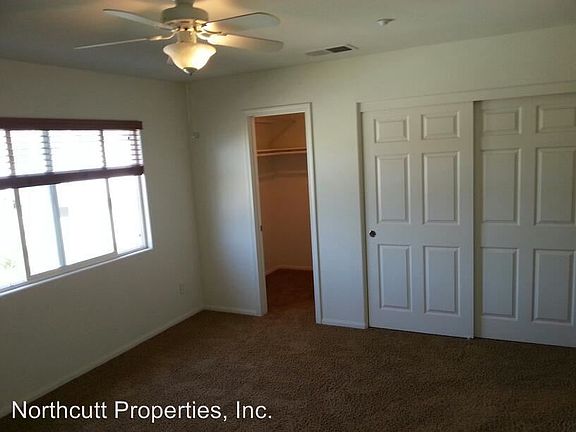5th image of 4245 Lowell St Unit 109