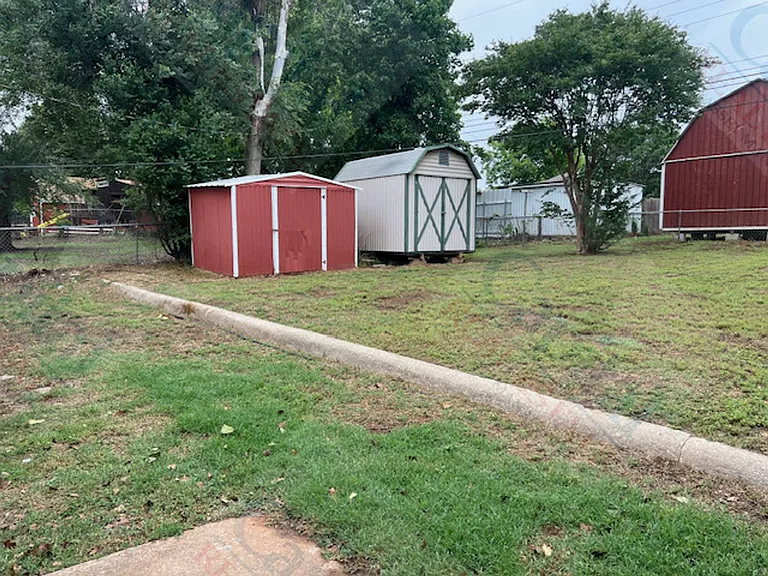 9409 Rhythm Rd — Photo 30