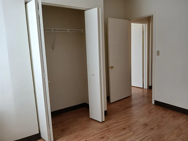 202 Davenport Ave #301 — Photo 9