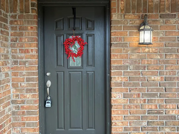 11428 NW 9th Ter, Yukon, OK 73099