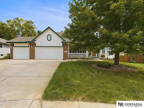 2nd image of 8707 S 98th Cir