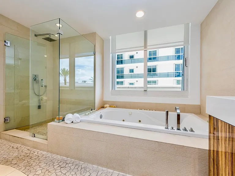 9595 Collins Ave #2F — Photo 11