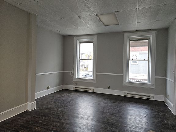 2nd image of 4 Frederick St #11298842