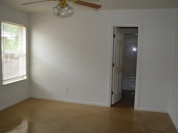 930 RW, 930 Rosewood Dr, Harker Heights, TX 76548