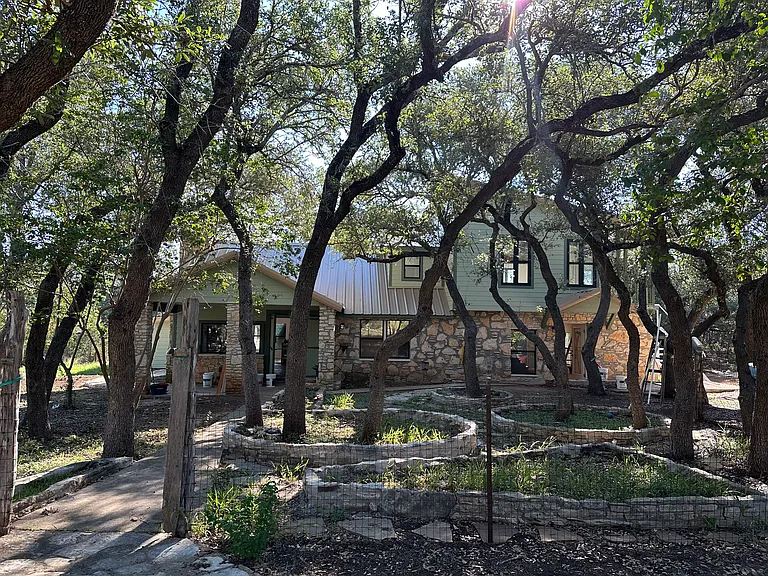 1217 Lost Oak Trl — Photo 37