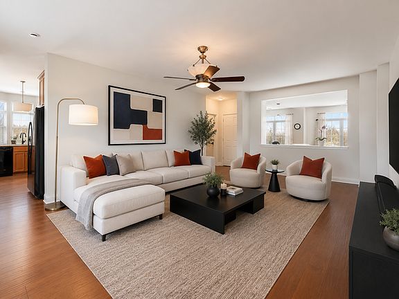 5th image of 620 McHenry Rd APT 104