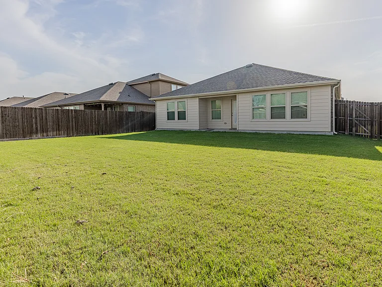4013 Spur Trail Dr — Photo 27