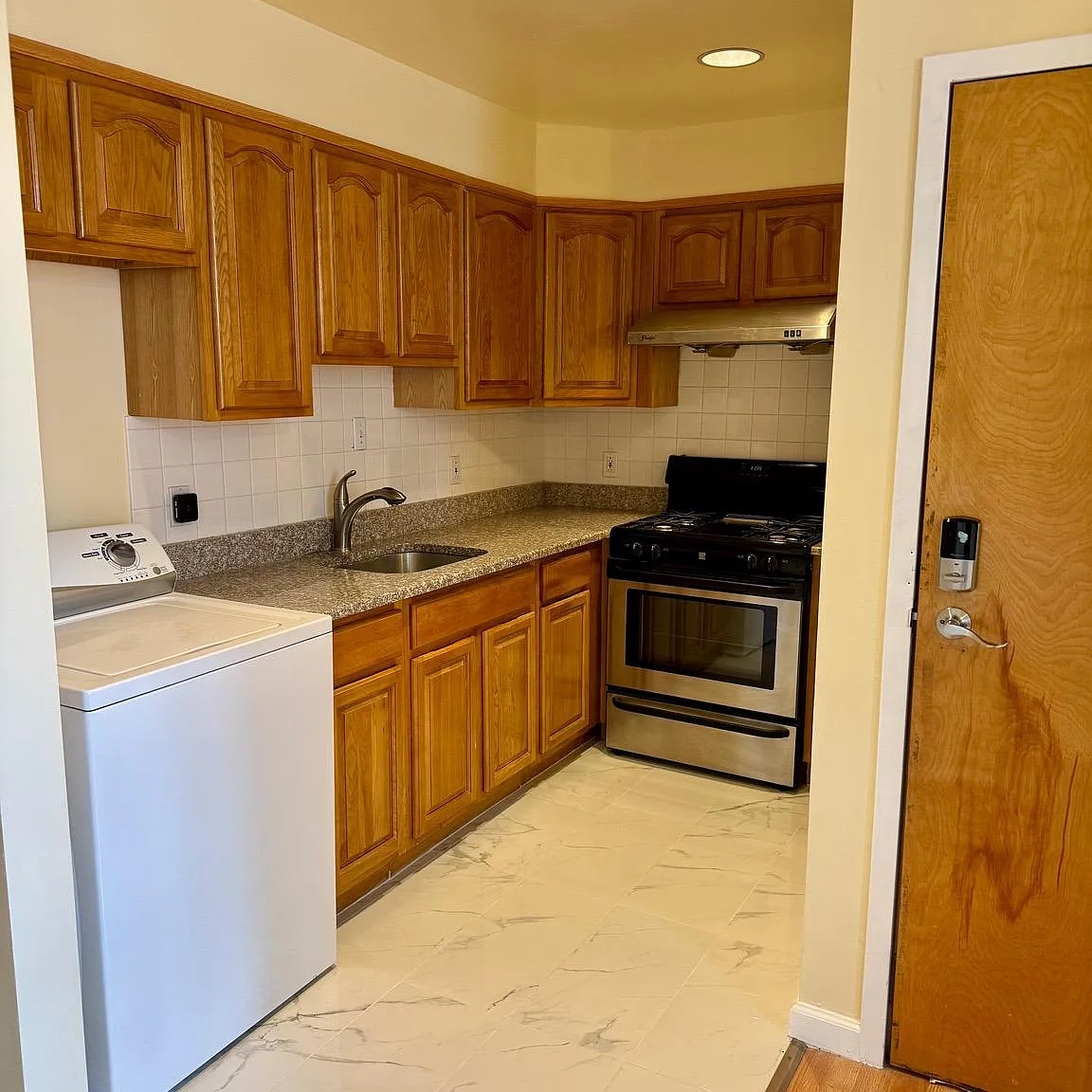 1 bed, 600 sqft, $1,500 — Photo 1