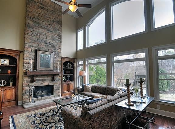 2nd image of 13602 Glen Abbey Dr