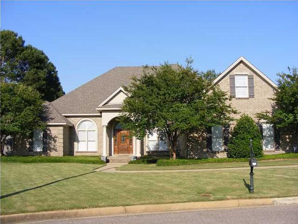 1st image of 609 Keeneland Ct