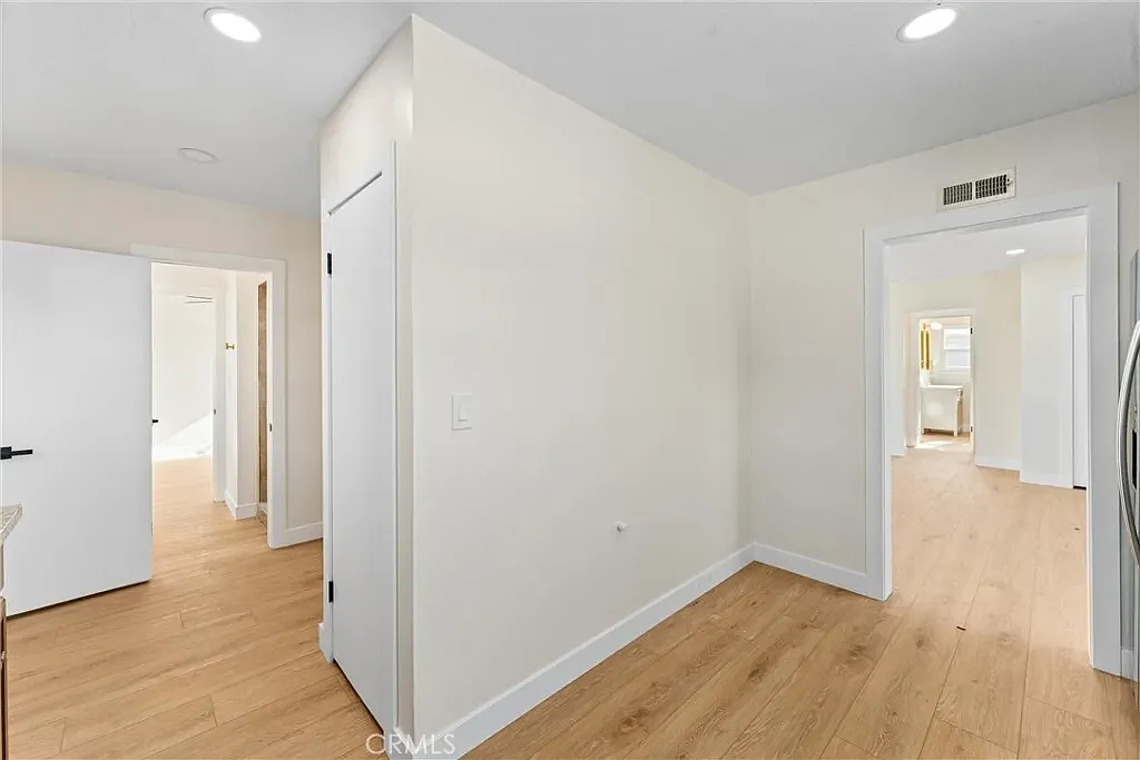 3 bed, 1312 sqft, $4,500 — Photo 2