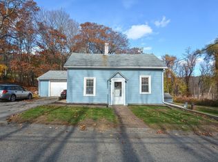 11 Oakham Rd, North Brookfield, MA 01535