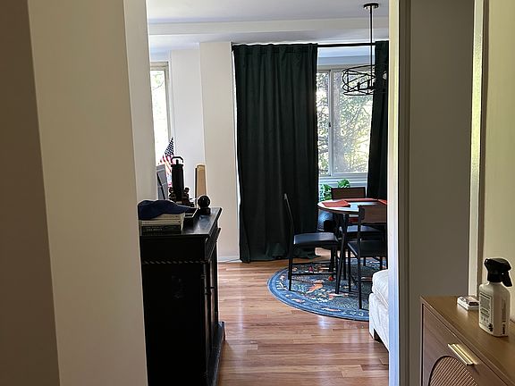 view of the entryway