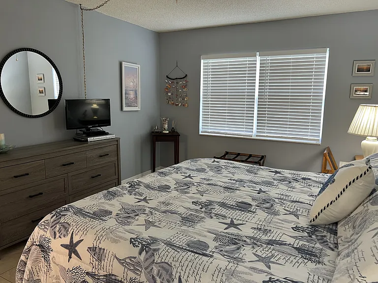 3668 Trophy Blvd #1 — Photo 49