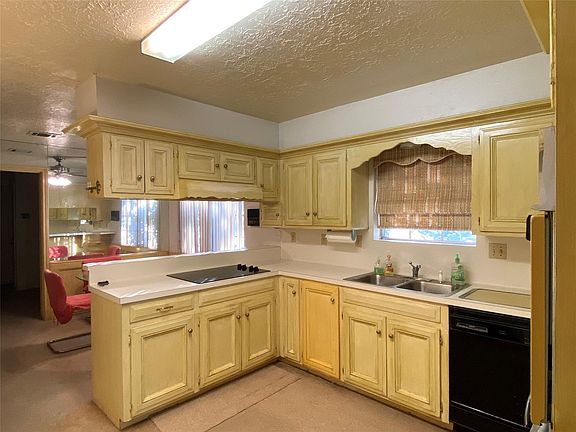 4th image of 4202 Meadowbank Dr