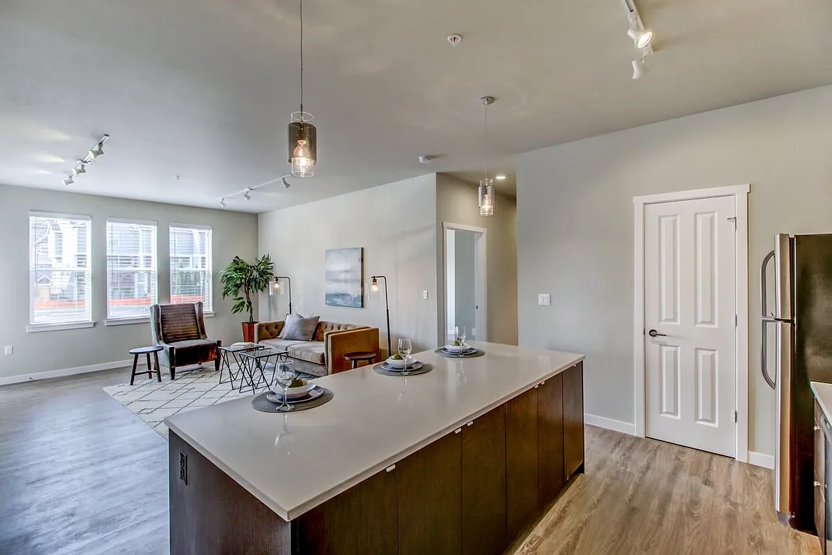 Photo 2 of 15 - Orenco Oregon I - Hillsboro, OR Building Photo - Orenco Oregon I