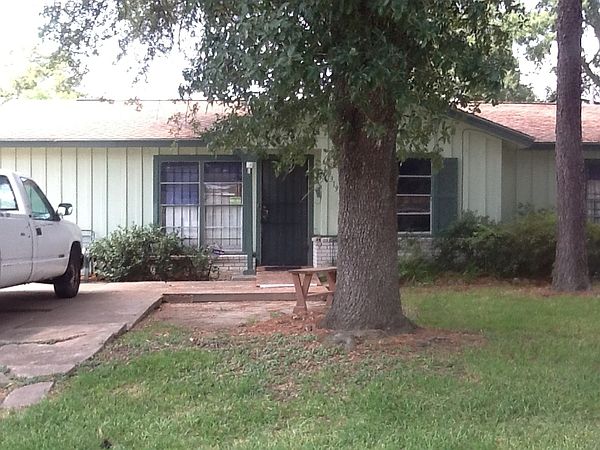 1st image of 9319 Oak Knoll Ln