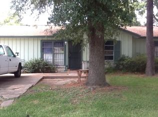 9319 Oak Knoll Ln, Houston, TX 77078