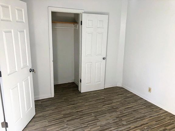 2nd image of 552 Morris Park Ave #2