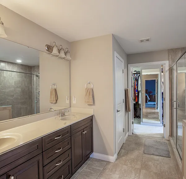 1779 Victoria Ct — Photo 16