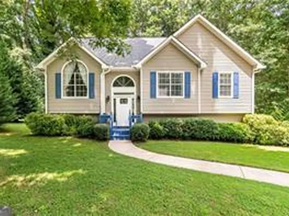 7825 Silversmith Ct, Cumming, GA 30028