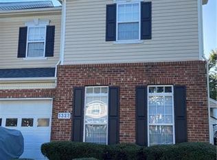 5322 Waverly Lynn Ln, Charlotte, NC 28269