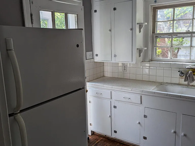 132 Barberry Ln — Photo 12