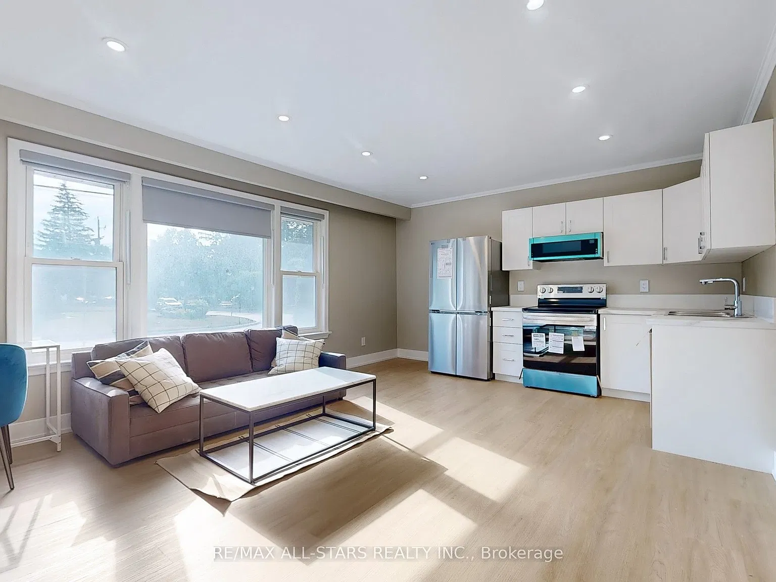 4 bed, $4,500 — Photo 2