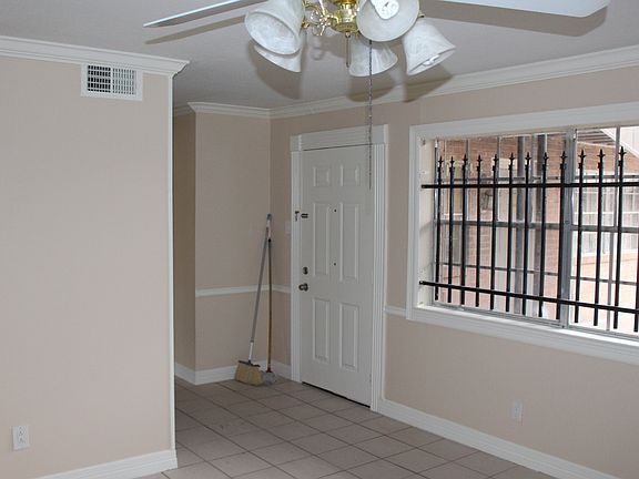 5th image of 1240 Shadowdale Dr APT 1