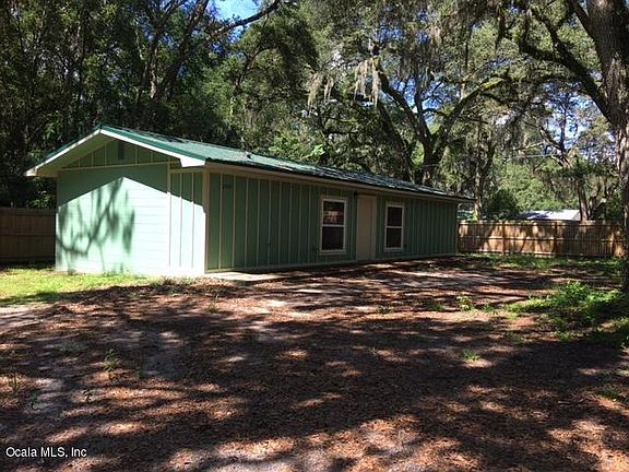 3rd image of 2549 NE 48th Ct