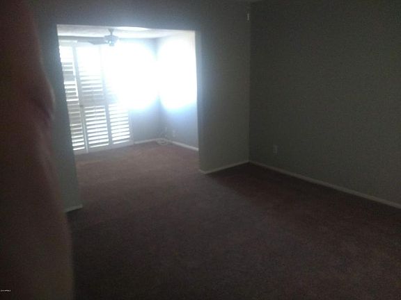 4th image of 9315 E Olive Ln N