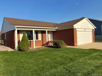 24407 Westpointe St, Brownstown, MI, 48183
