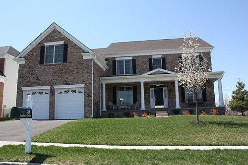 2nd image of 32 Renfield Dr
