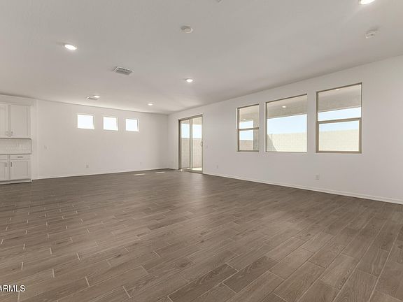 4th image of 2370 E Dolcetto Drive