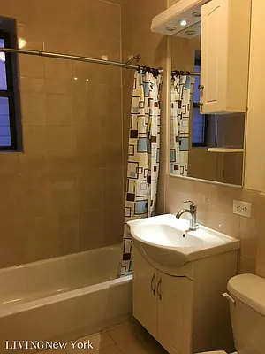 Rented by Living New York | media 10