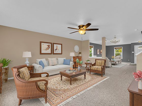 4th image of 7845 Amadeus Dr