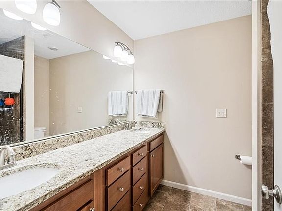 4th image of 1012 W 30th St