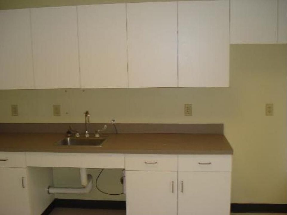 1st image of 4638 S Kedzie Ave