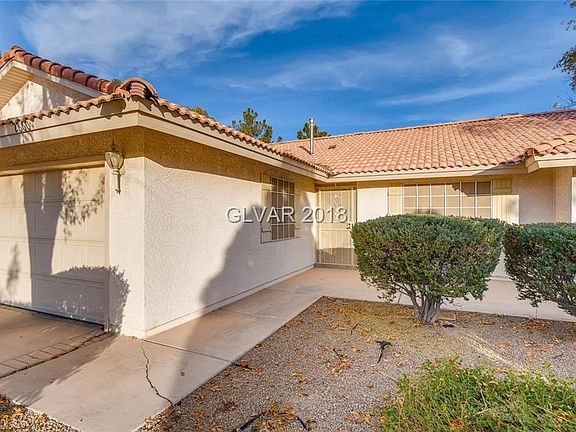 3rd image of 2860 Mustang St