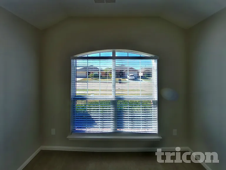 1224 Camden Yard Dr — Photo 10